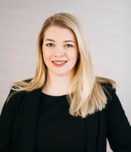 Jessica, Jessica Garry, Senior Associate, Dispute Resolution, Commissioner of Oath, Notarial Services